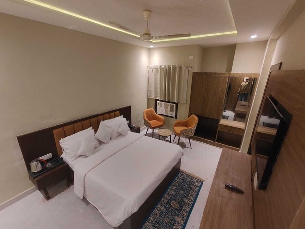 Imagen de la habitación del Hotel Neelgrand. Foto 8