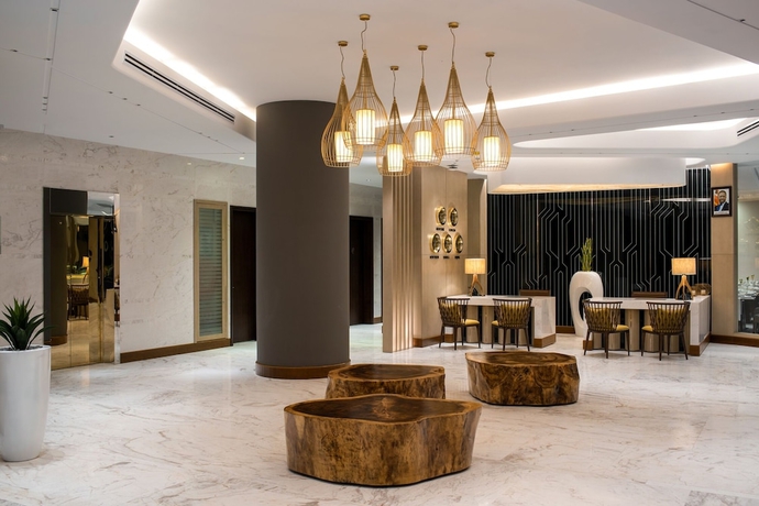 Imagen de los interiores del Hotel Neelkanth Sarovar Premiere. Foto 18