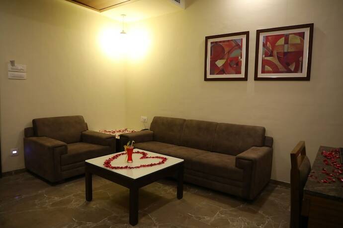 Imagen general del Hotel Neel's City Resort. Foto 4