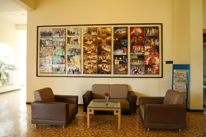 Imagen general del Hotel Neel's City Resort. Foto 6