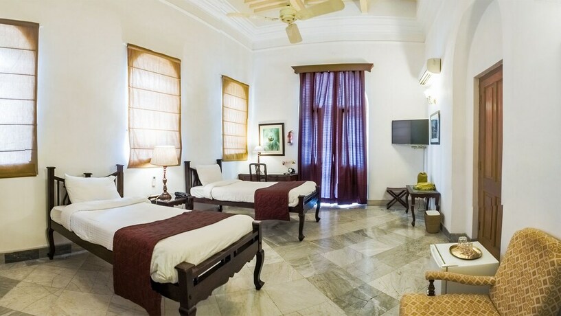 Imagen de la habitación del Hotel Neemrana's Baradari Palace. Foto 37