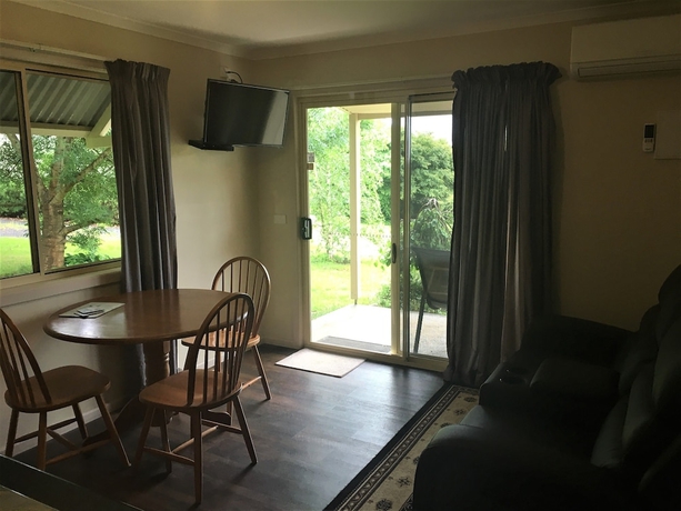 Imagen de la habitación del Hotel Neerim Country Cottages. Foto 9