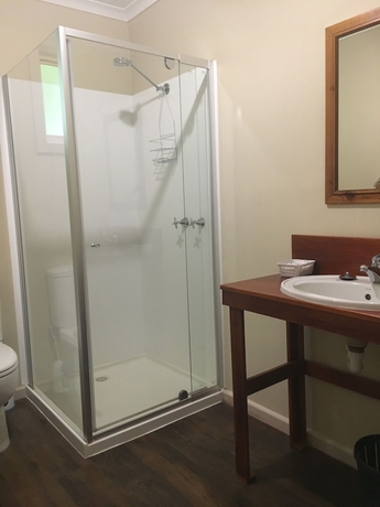 Imagen de la habitación del Hotel Neerim Country Cottages. Foto 13