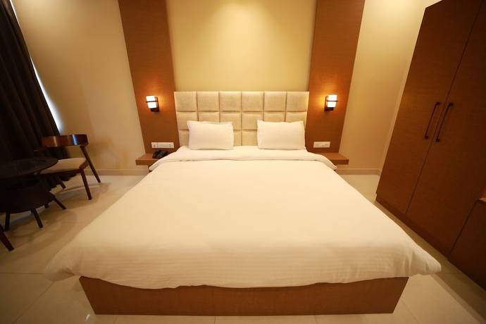 Imagen de la habitación del Hotel Neerja Inn. Foto 4