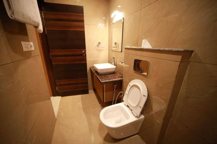 Imagen de la habitación del Hotel Neerja Inn. Foto 13
