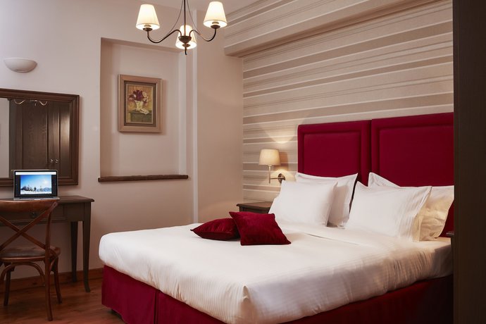 Imagen de la habitación del Hotel Nefeles Mainalon Luxury Residences and Lounge. Foto 12