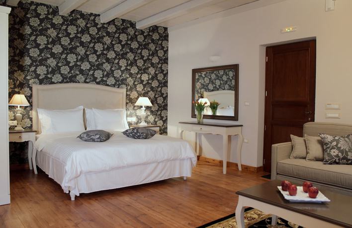 Imagen de la habitación del Hotel Nefeles Mainalon Luxury Residences and Lounge. Foto 13