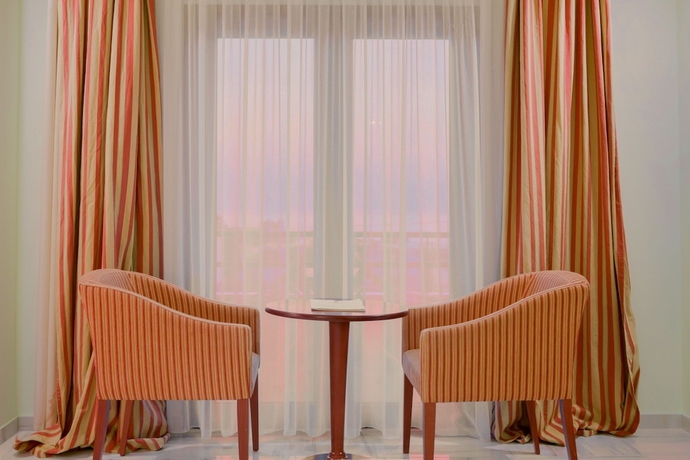 Imagen de la habitación del Hotel Nefeli, Alejandr&oacute;polis. Foto 2