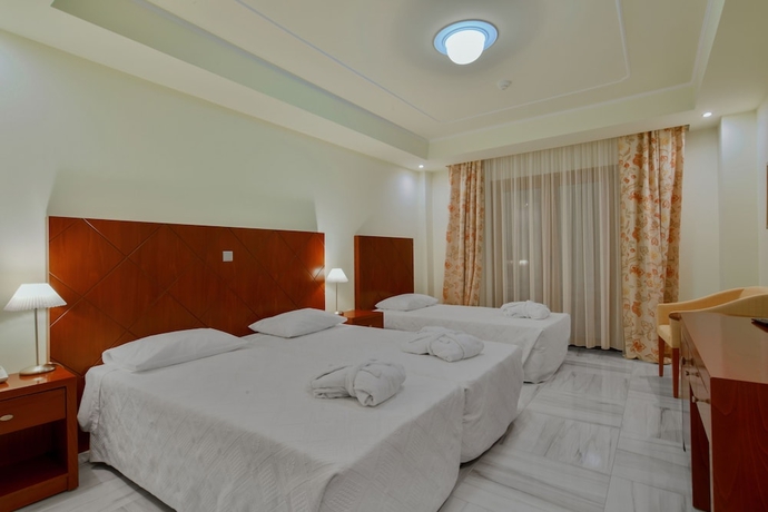 Imagen de la habitación del Hotel Nefeli, Alejandr&oacute;polis. Foto 7