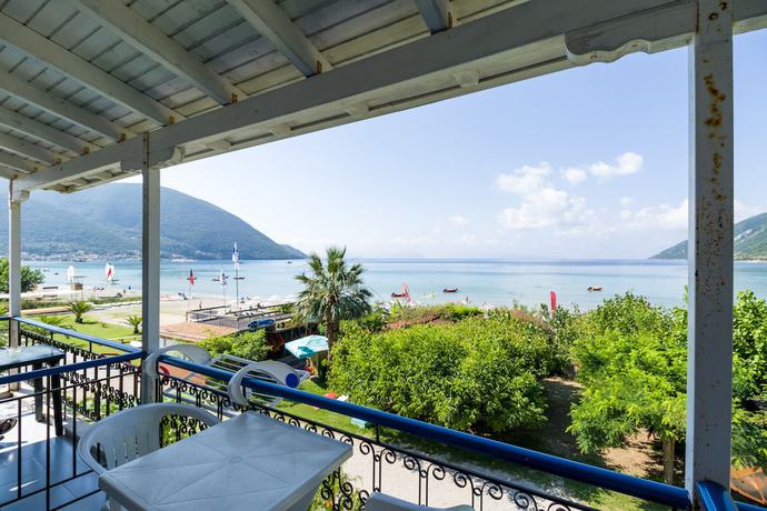 Imagen de la habitación del Hotel Nefeli, Apollonioi. Foto 3