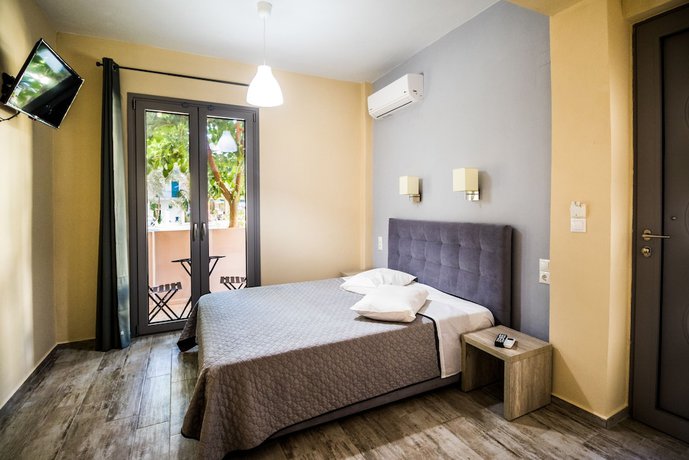 Imagen de la habitación del Hotel Nefeli, Apollonioi. Foto 7