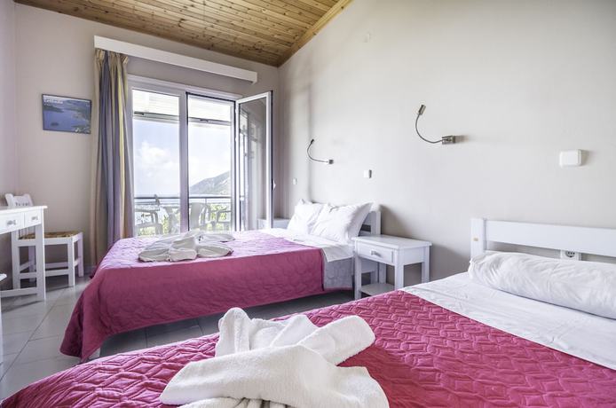 Imagen de la habitación del Hotel Nefeli, Apollonioi. Foto 10