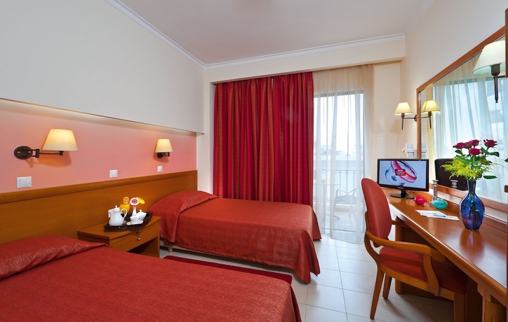 Imagen de la habitación del Hotel Nefeli, Chania. Foto 12