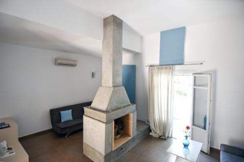 Imagen de la habitación del Hotel Nefeli, Skíros Ciudad. Foto 9