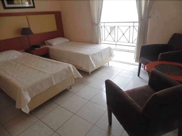 Imagen de la habitación del Hotel Nefeli Studios. Foto 16