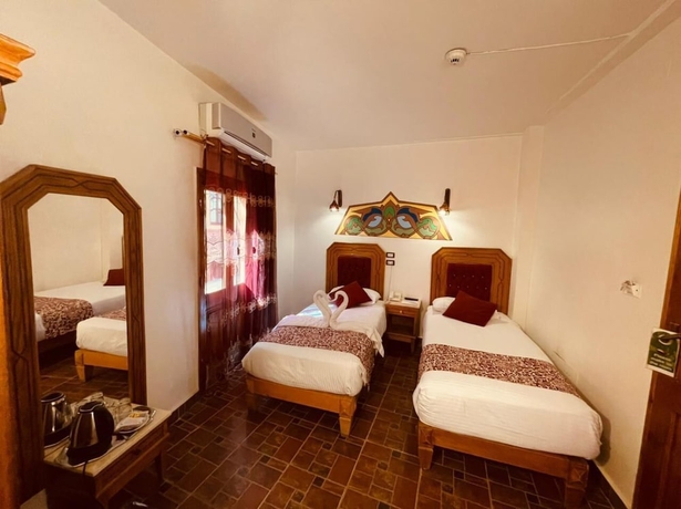 Imagen de la habitación del Hotel Nefertiti. Foto 12