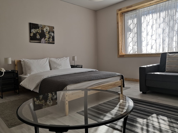 Imagen de la habitación del Hotel Neftehimik. Foto 7