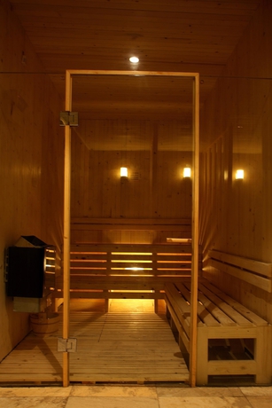 Imagen de la piscina del Hotel Nega Bonger. Foto 17