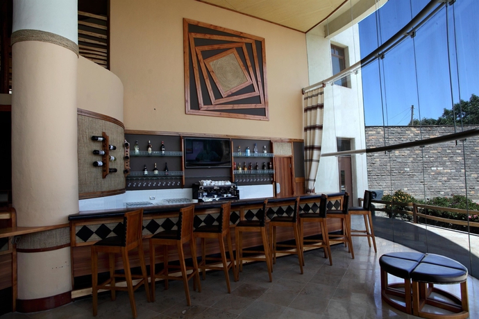 Imagen del bar/restaurante del Hotel Nega Bonger. Foto 7
