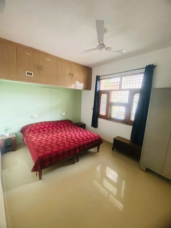 Imagen de la habitación del Hotel Negi Lodge Chandigarh. Foto 13