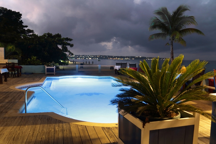 Imagen de la piscina del Hotel Negril Palms. Foto 8
