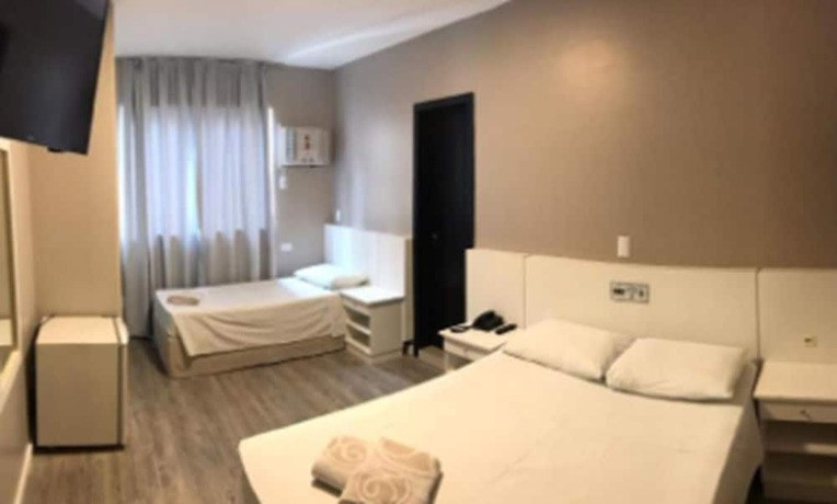 Imagen de la habitación del Hotel Negrini. Foto 26