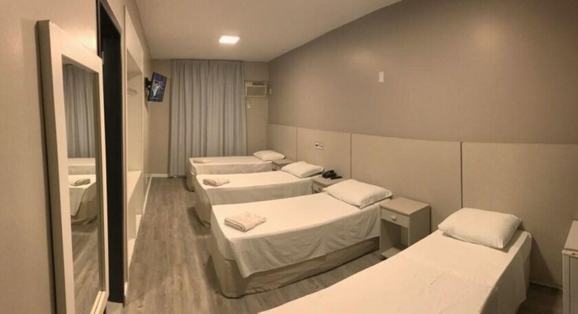 Imagen de la habitación del Hotel Negrini. Foto 29