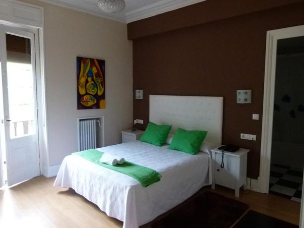 Imagen de la habitación del Hotel Neguri. Foto 4