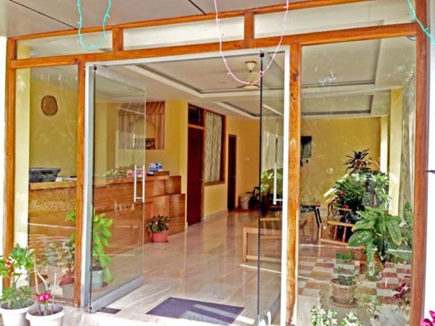 Imagen general del Hotel Neha Palace. Foto 2