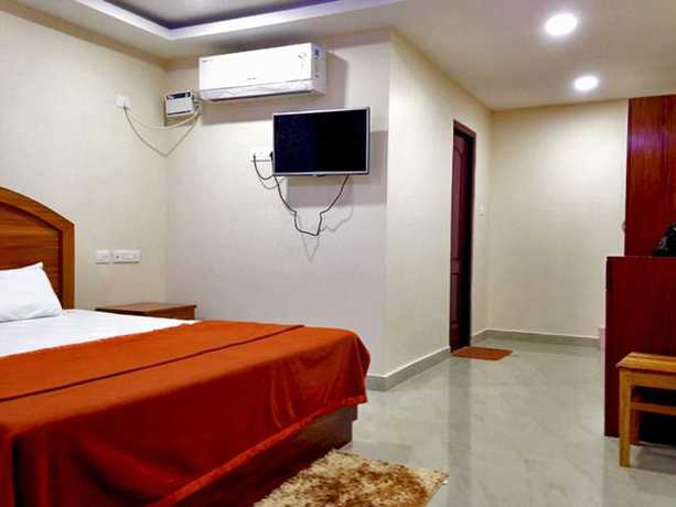 Imagen de la habitación del Hotel Neha Palace. Foto 8