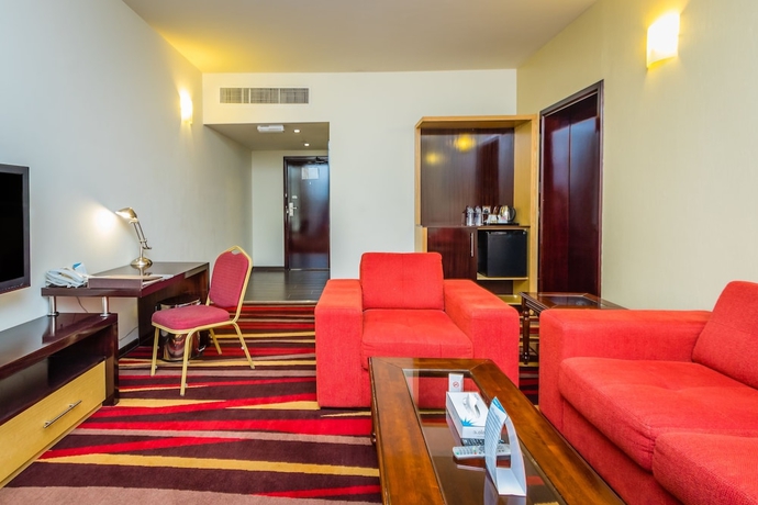 Imagen de la habitación del Hotel Nehal. Foto 4