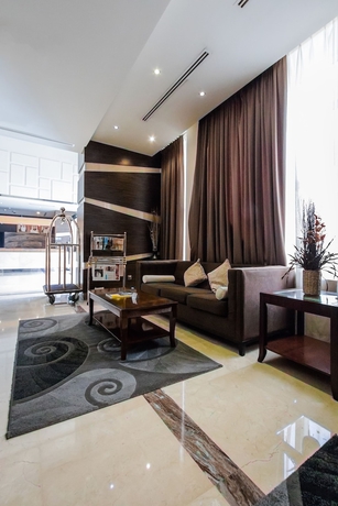 Imagen de los interiores del Hotel Nehal. Foto 18