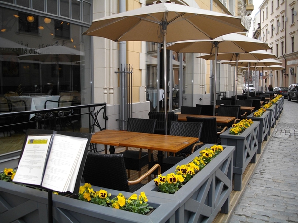 Imagen del bar/restaurante del Hotel Neiburgs. Foto 4