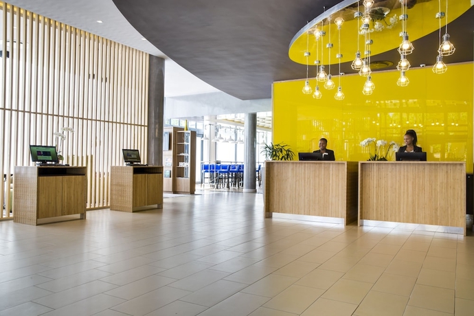 Imagen de los interiores del Hotel Neighbourgood Newlands. Foto 15