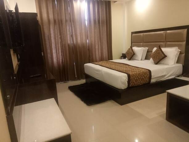 Imagen de la habitación del Hotel Nek. Foto 19