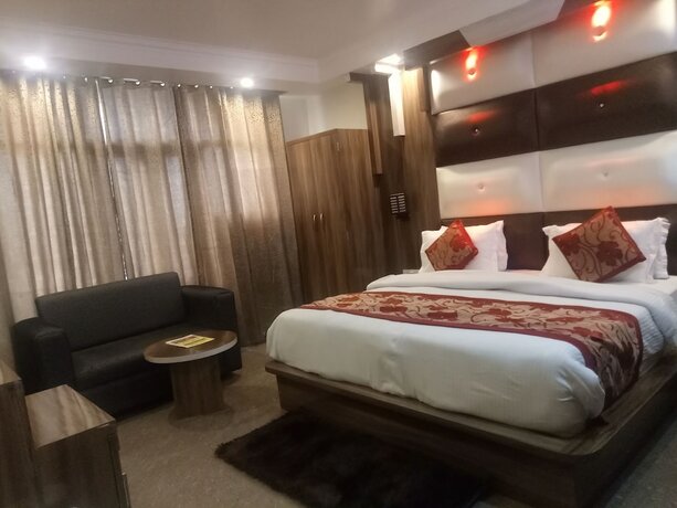 Imagen de la habitación del Hotel Nek. Foto 24