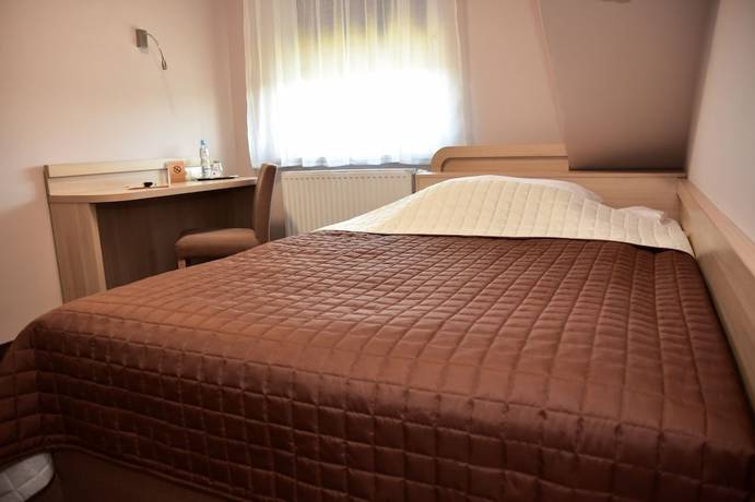 Imagen de la habitación del Hotel Nekla. Foto 10
