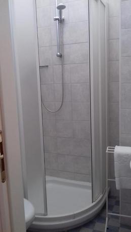 Imagen de la habitación del Hotel Nella, Rimini. Foto 5