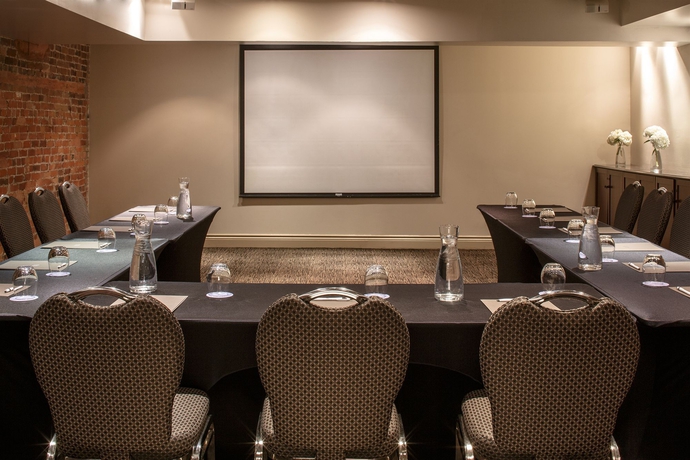 Imagen de los interiores del Hotel Nelligan. Foto 16