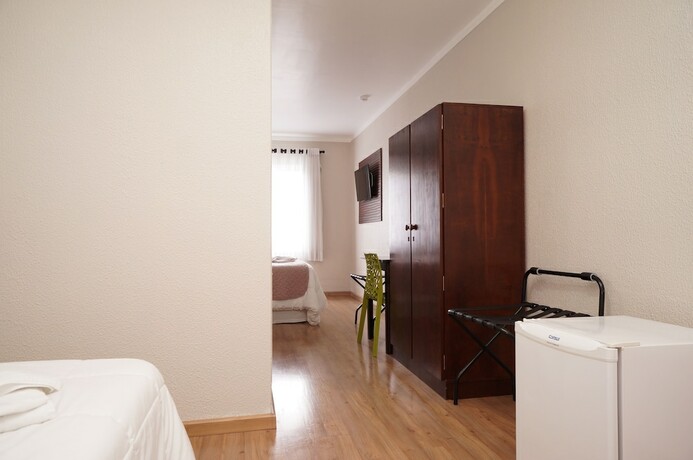 Imagen de la habitación del Hotel Nelo. Foto 23