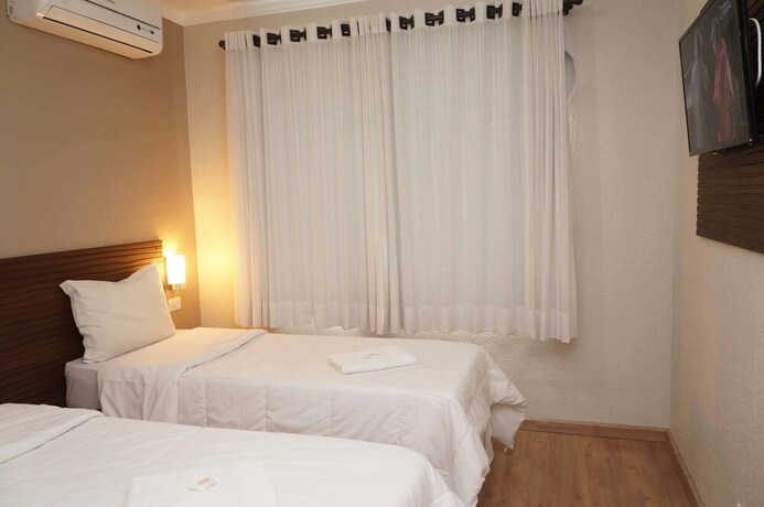 Imagen de la habitación del Hotel Nelo. Foto 26