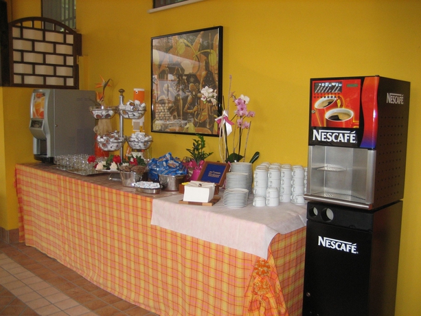 Imagen del bar/restaurante del Hotel Nelson, Alba Adri&aacute;tica. Foto 3