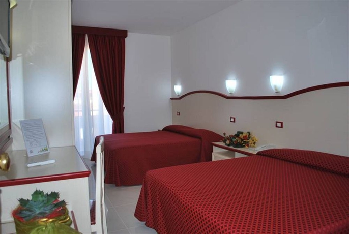 Imagen de la habitación del Hotel Nelson, Alba Adri&aacute;tica. Foto 11