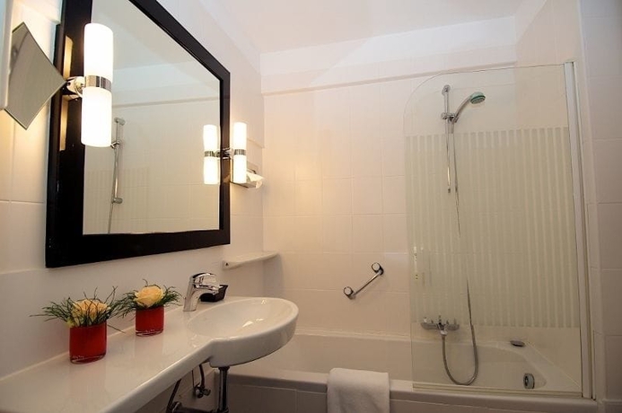 Imagen de la habitación del Hotel Nelson. Foto 11