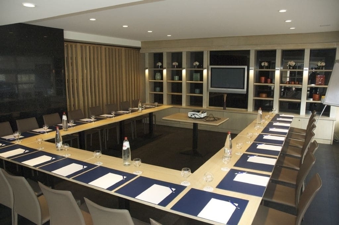 Imagen de los interiores del Hotel Nelson. Foto 18