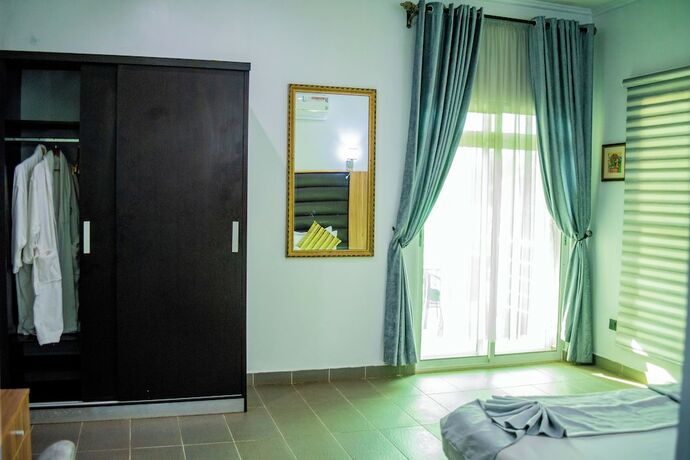 Imagen de la habitación del Hotel Nelson Mandela Gardens. Foto 16