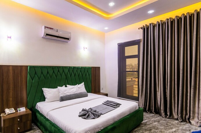 Imagen de la habitación del Hotel Nelson Mandela Gardens. Foto 19