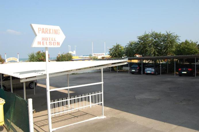Imagen de los exteriores del Hotel Nelson, Rimini. Foto 11