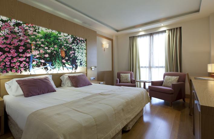 Imagen de la habitación del Hotel Nelva. Foto 8