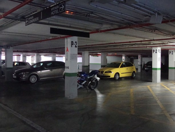 Imagen de la habitación del Hotel Nelva. Foto 14